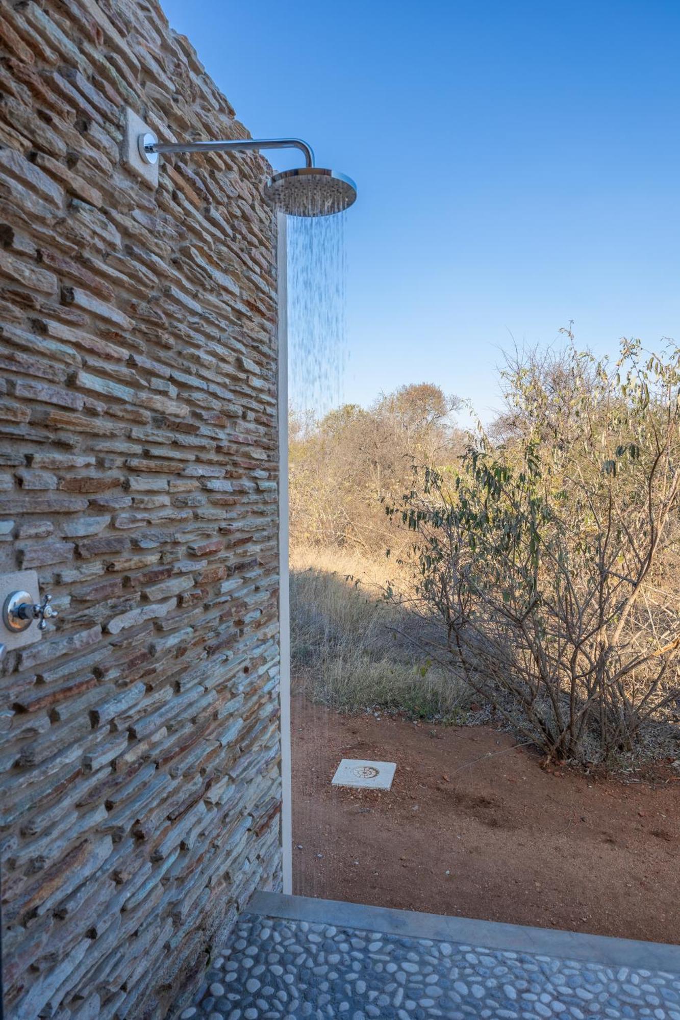 Villa Lanterfant - Luxury Stay In Nature - Solar Powered Hoedspruit Exterior photo