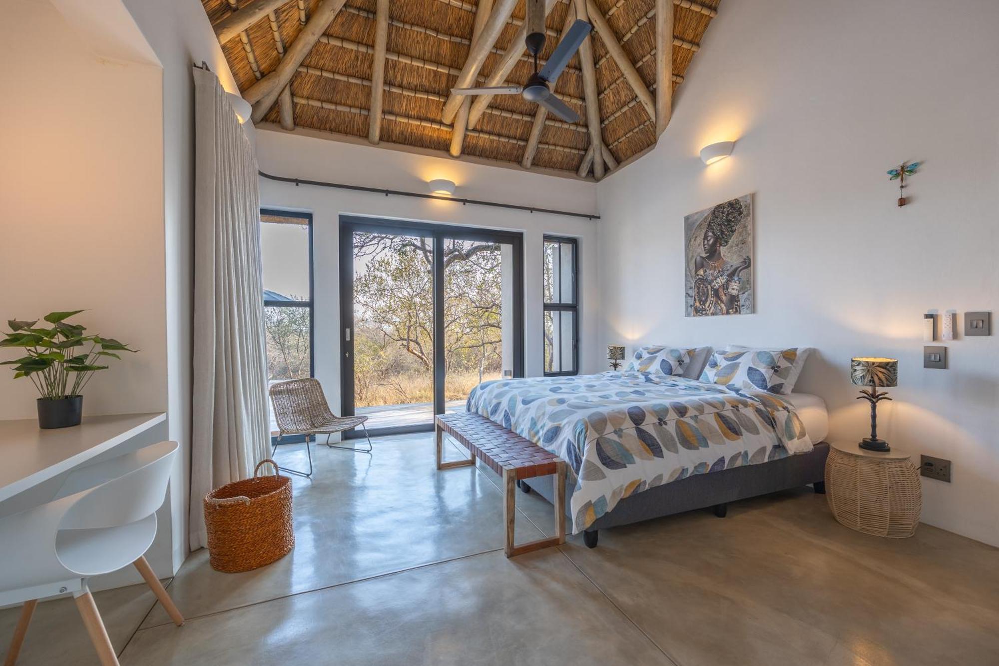 Villa Lanterfant - Luxury Stay In Nature - Solar Powered Hoedspruit Exterior photo